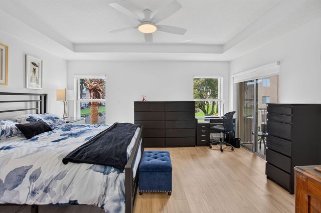12467 Crystal Pointe Drive 202, Boynton Beach, FL 33437