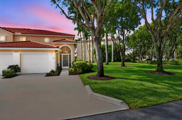 12467 Crystal Pointe Drive 202, Boynton Beach, FL 33437