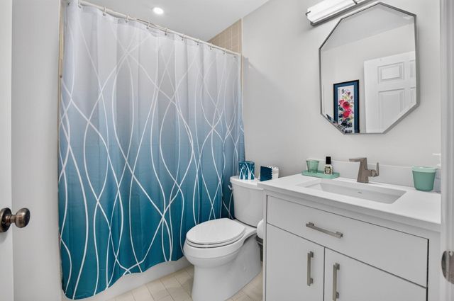 12467 Crystal Pointe Drive 202, Boynton Beach, FL 33437