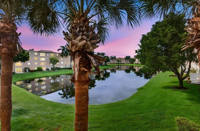 12467 Crystal Pointe Drive 202, Boynton Beach, FL 33437