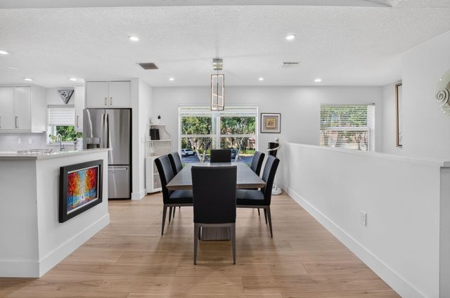 12467 Crystal Pointe Drive 202, Boynton Beach, FL 33437