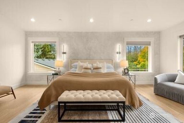 2411 SW 346th Street, Federal Way, WA 98023