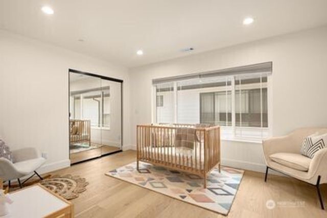 2411 SW 346th Street, Federal Way, WA 98023