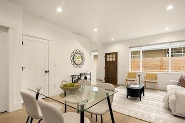 2411 SW 346th Street, Federal Way, WA 98023