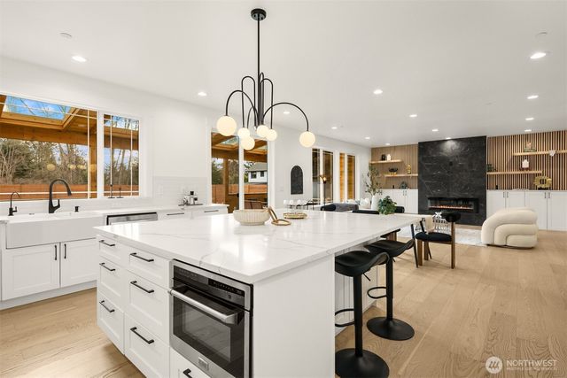 2411 SW 346th Street, Federal Way, WA 98023