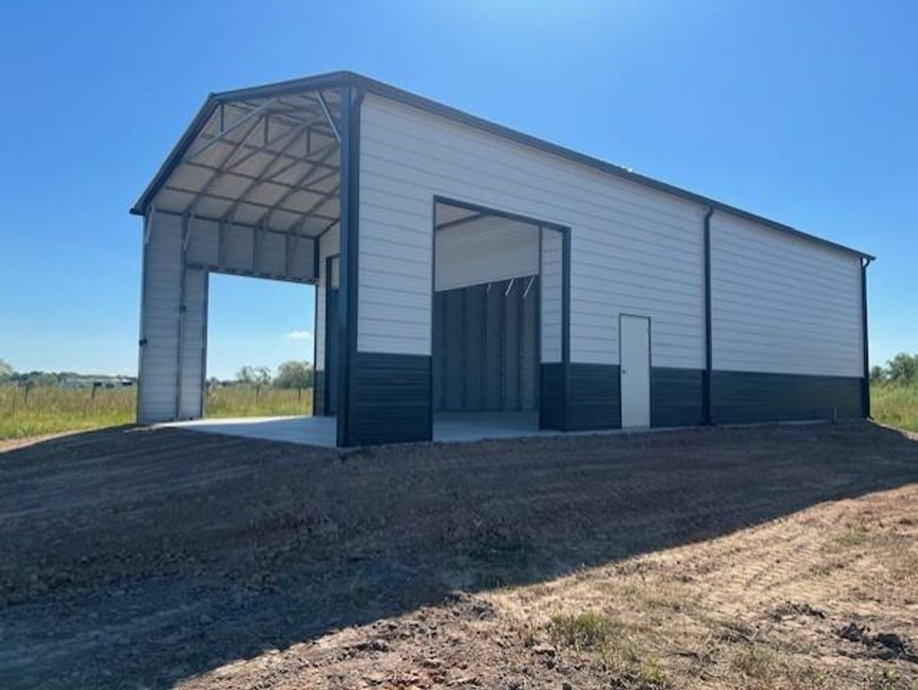 22099 Sattler Road, Winnie, TX 77665