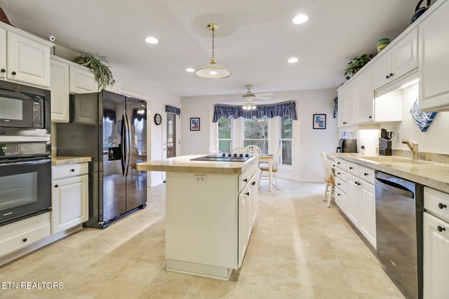 106 Tremont Drive, Crossville, TN 38558