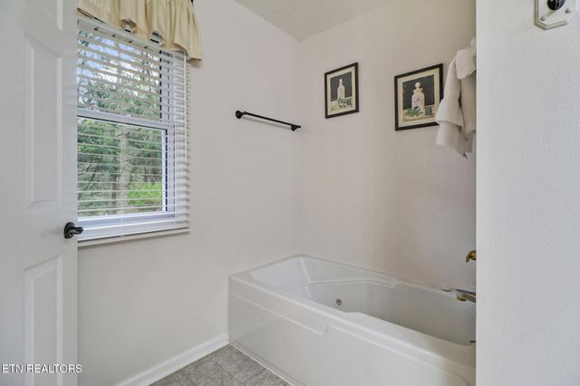 106 Tremont Drive, Crossville, TN 38558