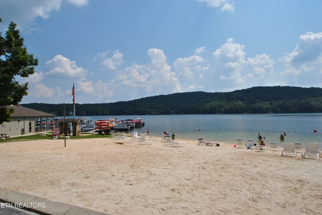 106 Tremont Drive, Crossville, TN 38558