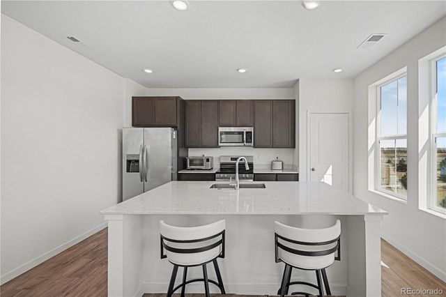 1980 S Fultondale Court, Aurora, CO 80018