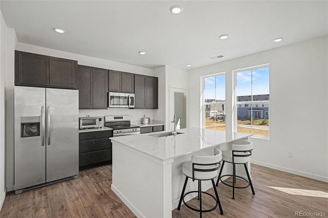 1980 S Fultondale Court, Aurora, CO 80018