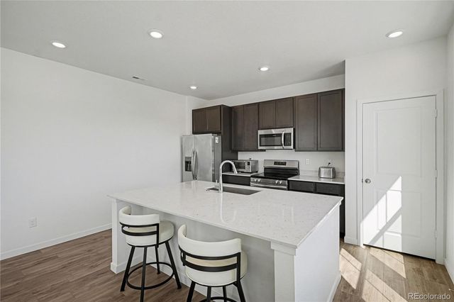 1980 S Fultondale Court, Aurora, CO 80018