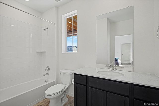 1980 S Fultondale Court, Aurora, CO 80018