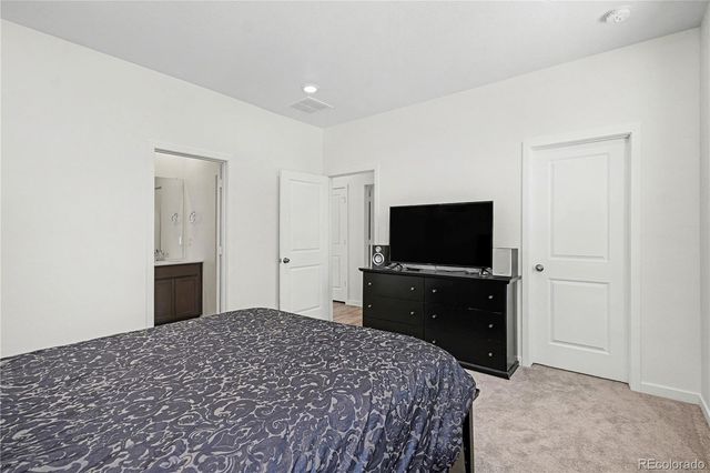 1980 S Fultondale Court, Aurora, CO 80018