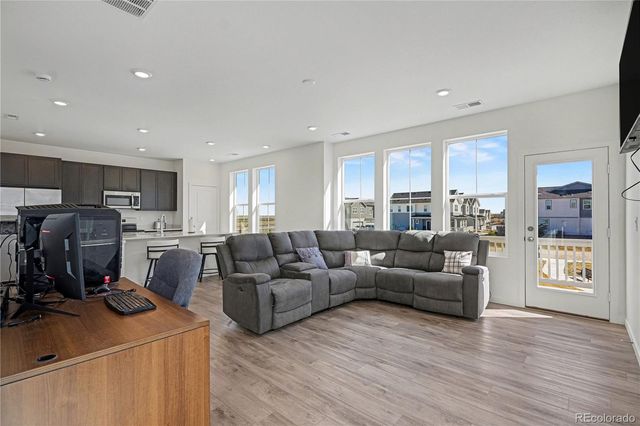 1980 S Fultondale Court, Aurora, CO 80018