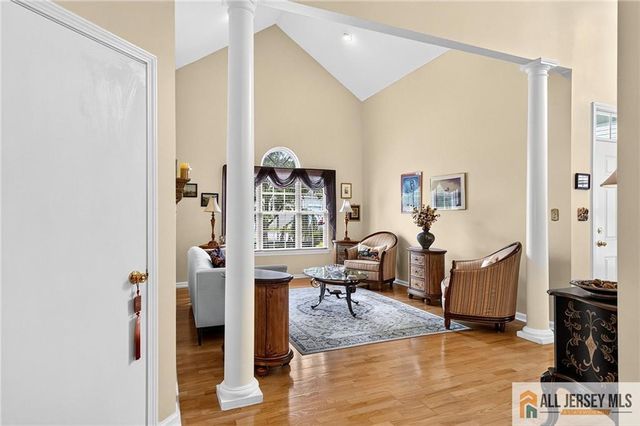 20 George W Helme Drive, Helmetta, NJ 08828