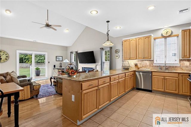 20 George W Helme Drive, Helmetta, NJ 08828