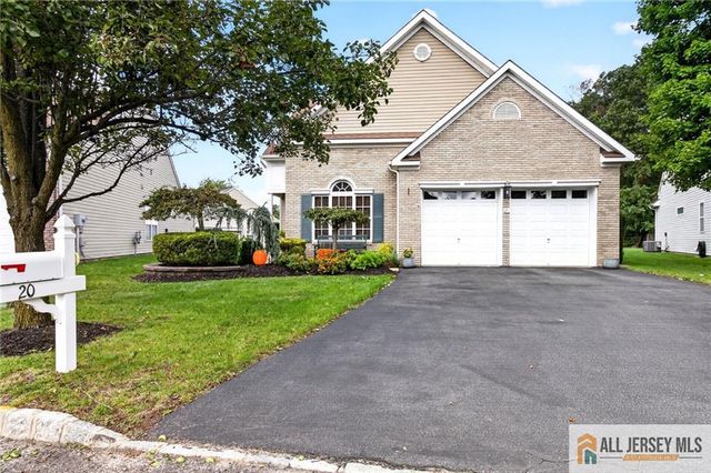 20 George W Helme Drive, Helmetta, NJ 08828