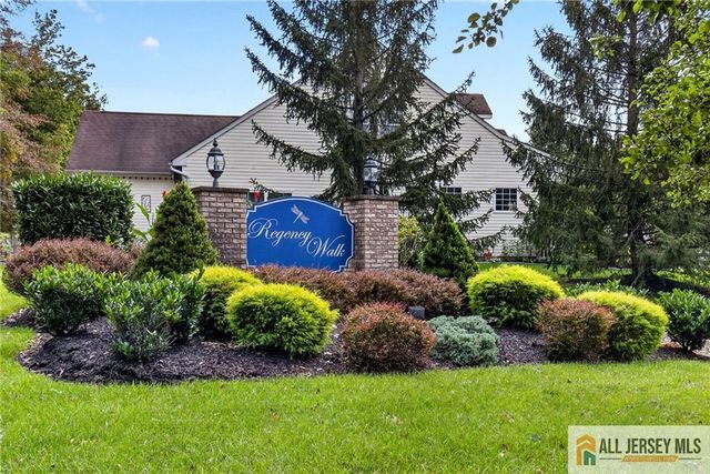20 George W Helme Drive, Helmetta, NJ 08828