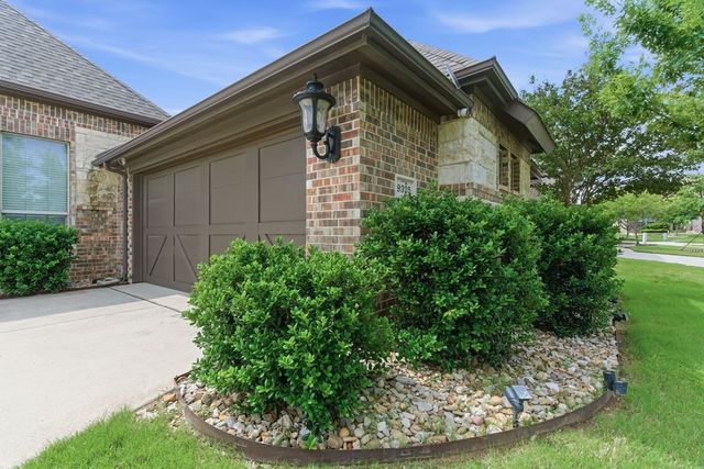 9325 Horsemanship Drive, Fort Worth, TX 76123