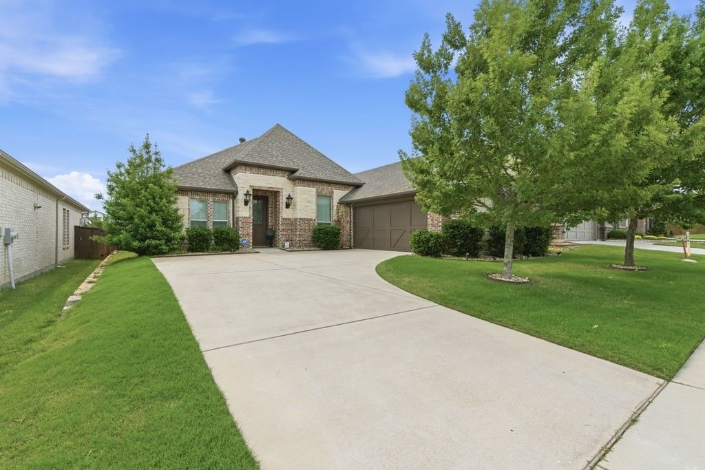 9325 Horsemanship Drive, Fort Worth, TX 76123