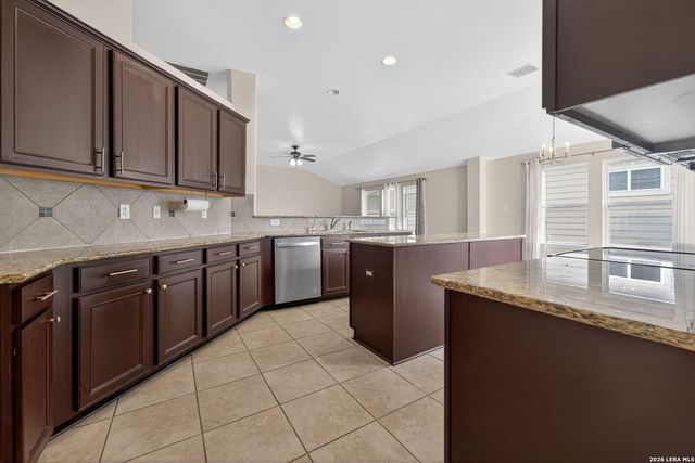 5310 Gemsbuck Chase, San Antonio, TX 78251