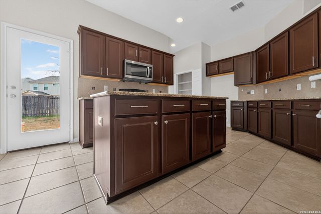 5310 Gemsbuck Chase, San Antonio, TX 78251