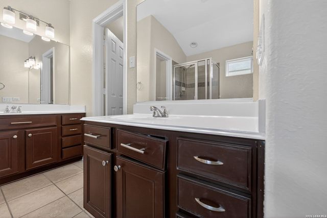 5310 Gemsbuck Chase, San Antonio, TX 78251