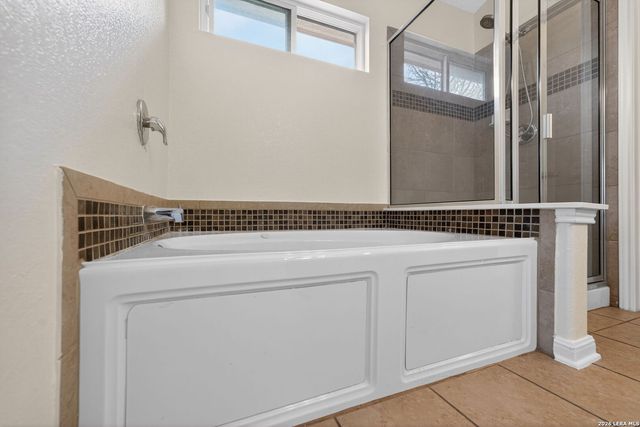 5310 Gemsbuck Chase, San Antonio, TX 78251