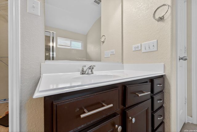 5310 Gemsbuck Chase, San Antonio, TX 78251