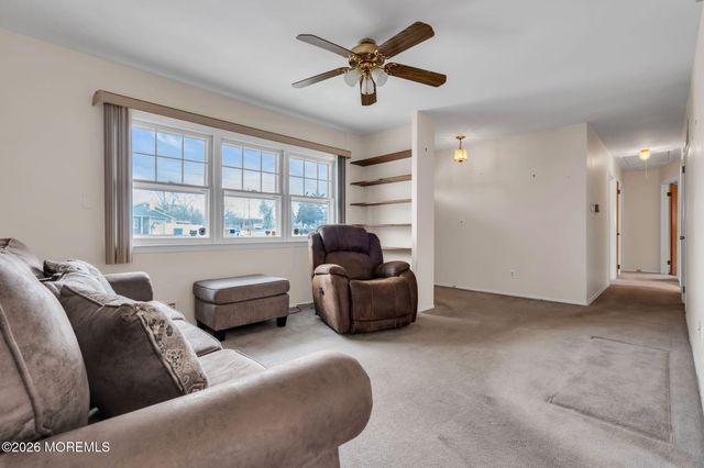 1425 Nevada Drive, Toms River, NJ 08753