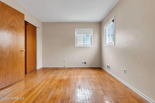 1425 Nevada Drive, Toms River, NJ 08753