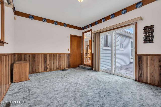 1425 Nevada Drive, Toms River, NJ 08753