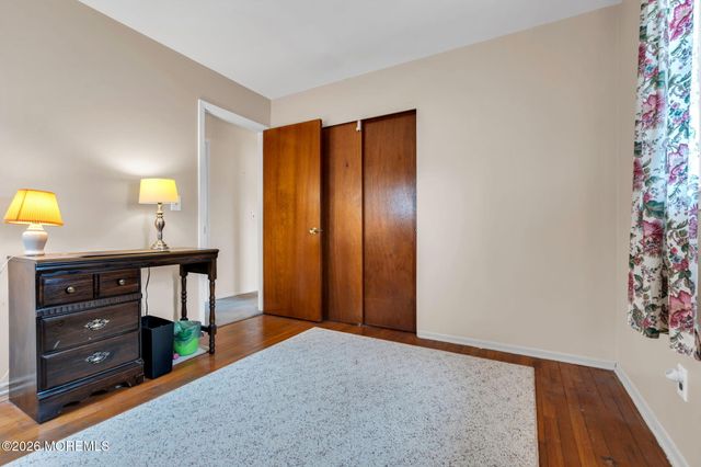 1425 Nevada Drive, Toms River, NJ 08753