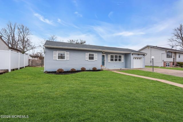 1425 Nevada Drive, Toms River, NJ 08753