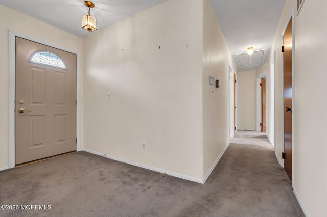 1425 Nevada Drive, Toms River, NJ 08753