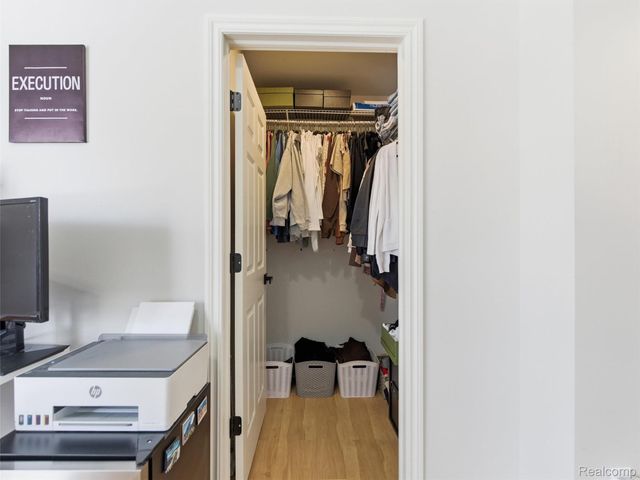 6073 Windemere Lane, Shelby Charter Township, MI 48316