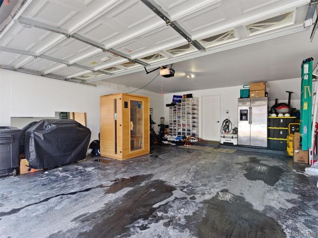 6073 Windemere Lane, Shelby Charter Township, MI 48316