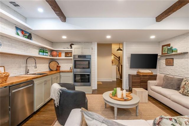 5911 Brundage Lane, Norcross, GA 30071