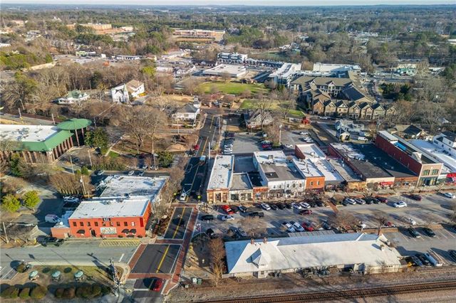 5911 Brundage Lane, Norcross, GA 30071