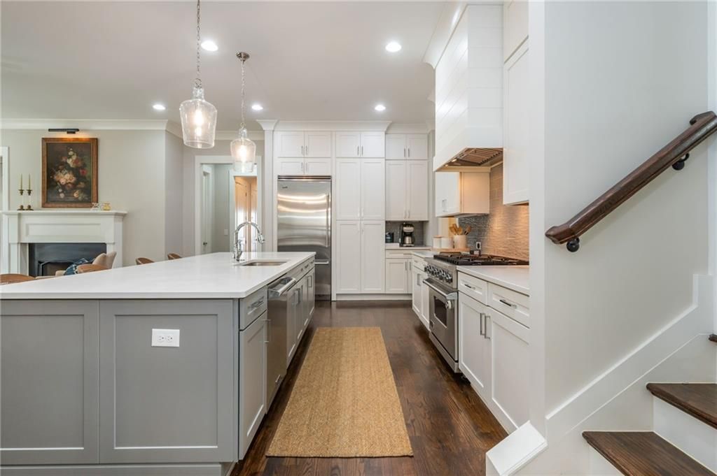 Image 12 of property listing at 5911 Brundage Lane, Norcross, GA 30071