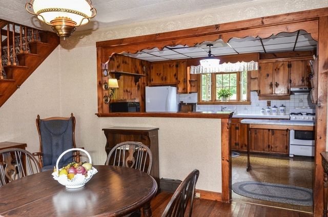 240 Gates Pond Rd, Berlin, MA 01503