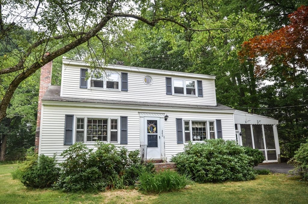 240 Gates Pond Rd, Berlin, MA 01503