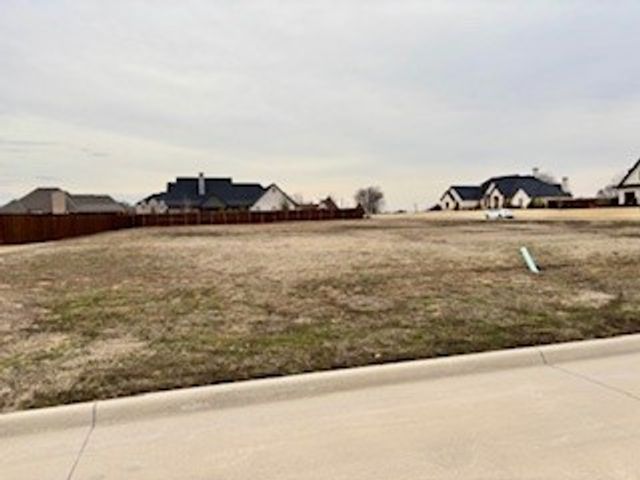 101 CHISOLM Trail, Pottsboro, TX 75076