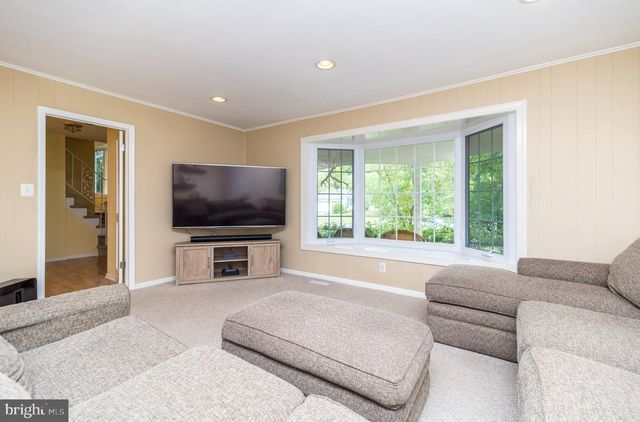 24 VAN WYCK DR, Princeton Junction, NJ 08550