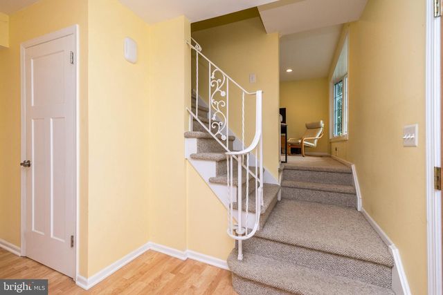 24 VAN WYCK DR, Princeton Junction, NJ 08550