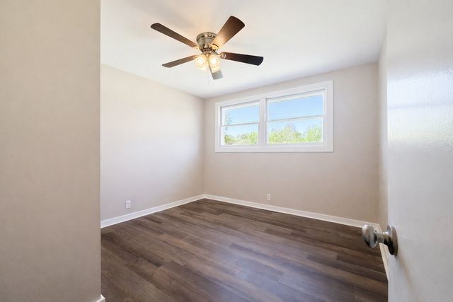 1614 Shady Cir, Lebanon, TN 37087