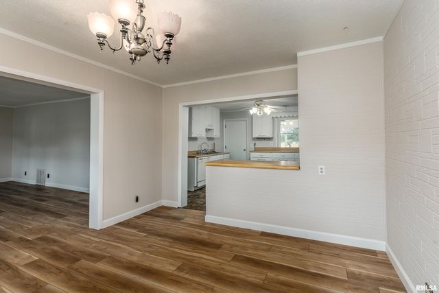 53 Private Road 1M Road, Desoto, IL 62924