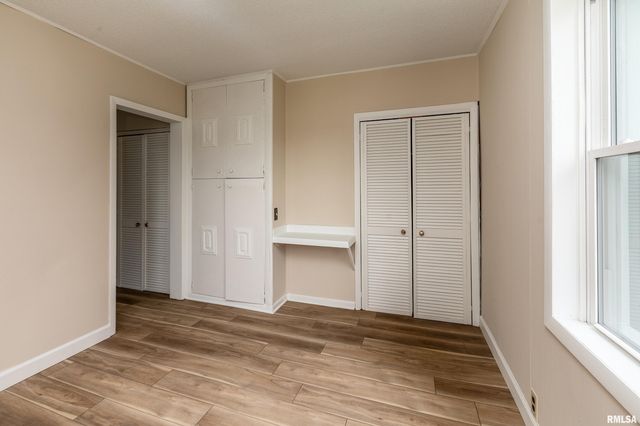 53 Private Road 1M Road, Desoto, IL 62924