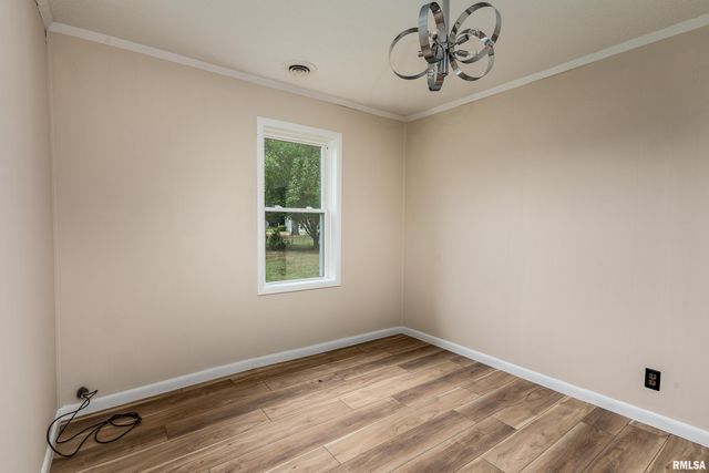 53 Private Road 1M Road, Desoto, IL 62924